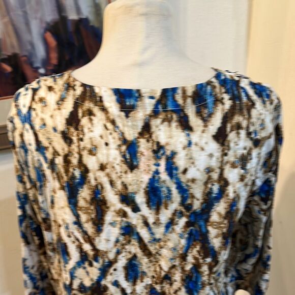 Chico’s Blue/Brown Patterned Tunic w/ Sequin Embellishments Size Large-2 - Picture 9 of 11